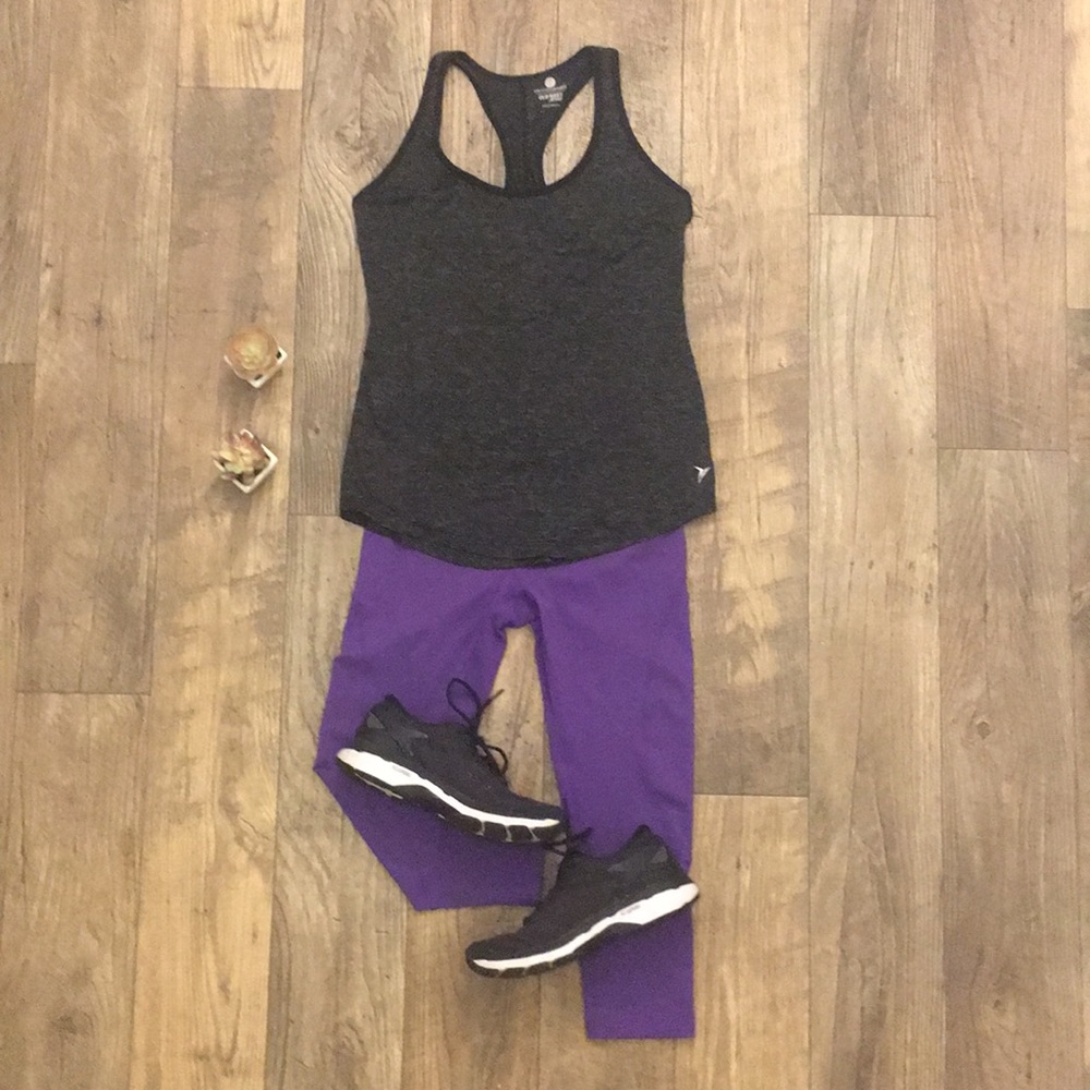 Old Navy Active black striped workout top